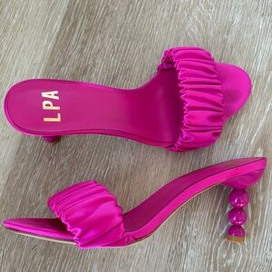 LPA Lia Scrunchie Heel